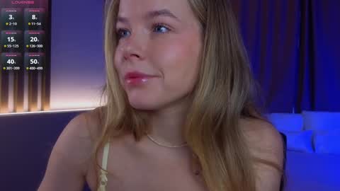 Milly    online show from October 27, 6:53 am