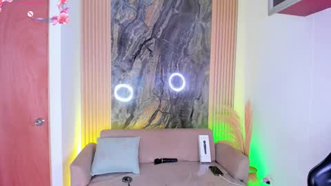 Snapshot of millygumble chatting on October 13, 10:01 pm CherryTattoo online show from October 13, 10:01 pm