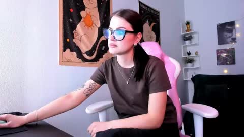 milro12 online show from May 6, 3:49 pm