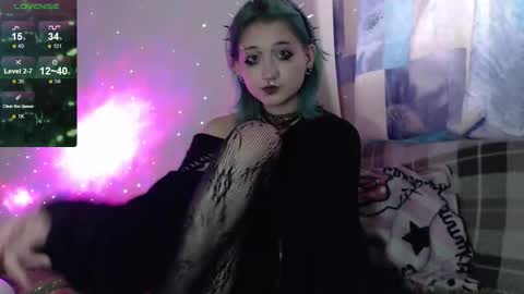 Snapshot of milten_trish chatting on September 22, 3:21 pm milten_trish online show from September 22, 3:21 pm