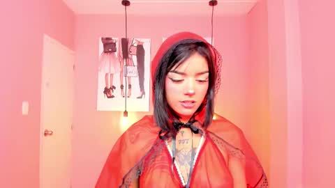 milu_carbajal_x online show from February 13, 1:35 pm
