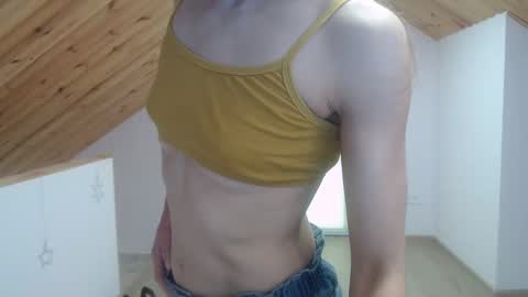 Snapshot of milusea chatting on September 18, 12:26 pm milusea online show from September 18, 12:26 pm