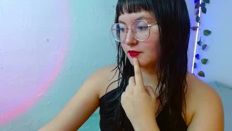 mily_baker online show from February 13, 6:27 pm