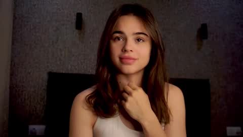 Snapshot of milycclars chatting on October 10, 2:00 pm Linda online show from October 10, 2:00 pm