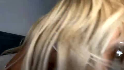 Mimi Monroe  online show from April 15, 7:58 pm