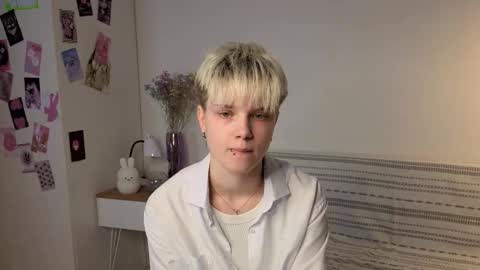 Sonya online show from October 19, 2:52 pm