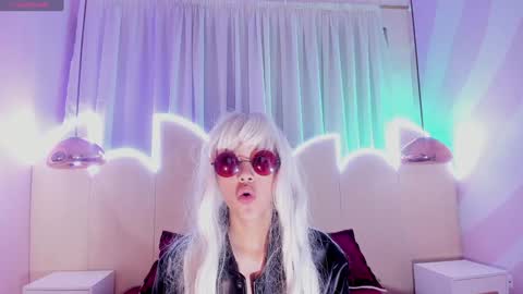 Minji online show from January 29, 9:23 am