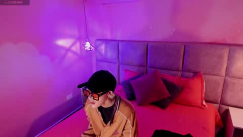 Minji online show from February 12, 11:51 am