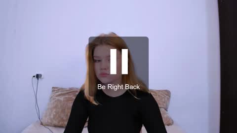 Snapshot of mina27372 chatting on October 26, 2:40 am hi Im Mina online show from October 26, 2:40 am