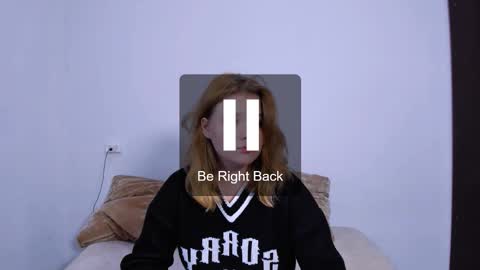 Snapshot of mina27372 chatting on October 16, 2:14 am hi Im Mina online show from October 16, 2:14 am