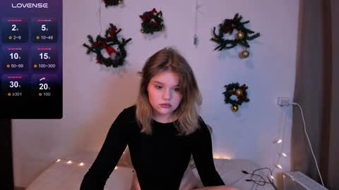 hi Im Mina  online show from December 26, 1:29 am