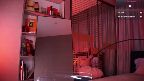 Frances  Next streams Thu Fri Sat 8am -  4pm GMT3 online show from February 3, 6:40 am