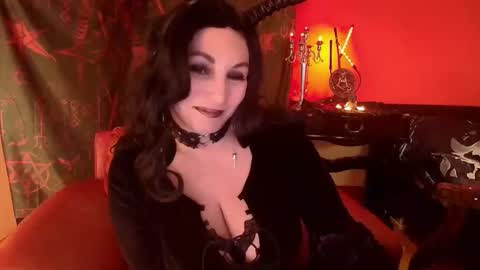 NindfuckWitch online show from December 20, 4:00 pm