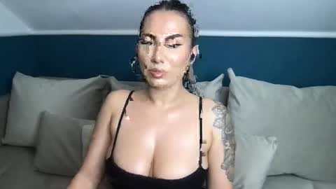 Mindy online show from October 28, 5:19 pm