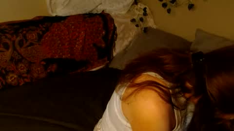 Mindy online show from April 8, 9:06 pm