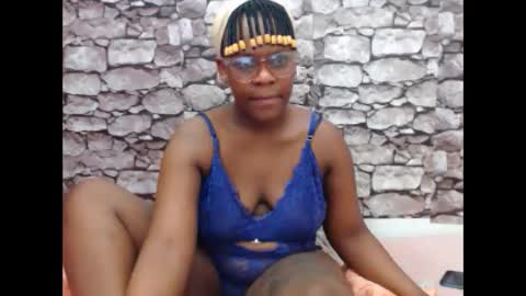 miniminaj699 online show from September 15, 10:45 am