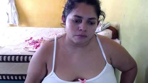 Andrea online show from December 4, 9:15 pm