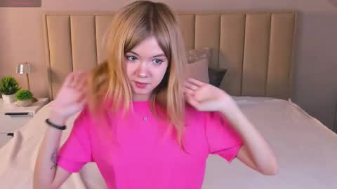 Minni online show from September 30, 10:54 am