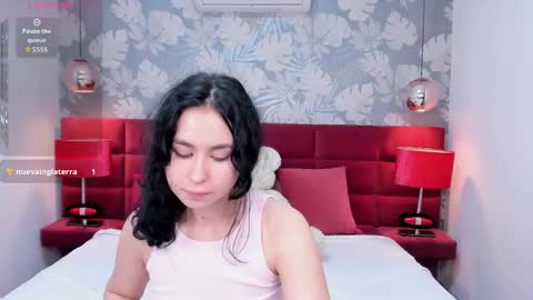 minniie_mile online show from September 26, 7:17 am