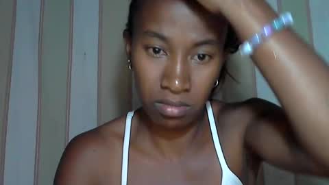 minouch211907 online show from February 12, 4:33 pm