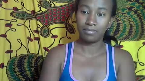 minouch211907 online show from October 4, 9:15 am