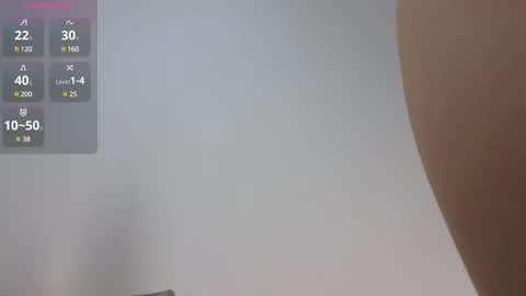 Snapshot of miolia chatting on February 14, 2:23 pm lia online show from February 14, 2:23 pm