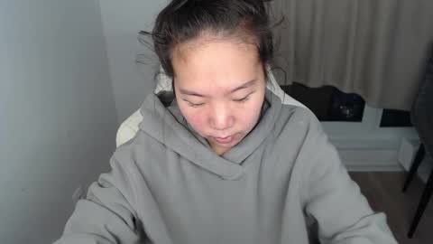 Snapshot of mira_g chatting on January 30, 7:50 am mira_g online show from January 30, 7:50 am