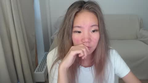 Snapshot of mira_g chatting on September 8, 4:50 pm mira_g online show from September 8, 4:50 pm