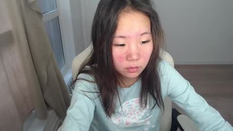 Snapshot of mira_g chatting on March 12, 11:20 am mira_g online show from March 12, 11:20 am