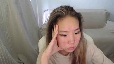 Snapshot of mira_g chatting on September 22, 12:03 pm mira_g online show from September 22, 12:03 pm