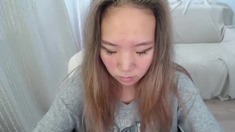 Snapshot of mira_g chatting on September 17, 12:36 pm mira_g online show from September 17, 12:36 pm