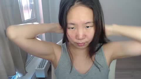 Snapshot of mira_g chatting on February 19, 12:00 pm mira_g online show from February 19, 12:00 pm