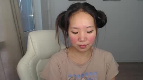 Snapshot of mira_g chatting on February 28, 12:20 pm mira_g online show from February 28, 12:20 pm