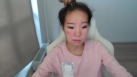 Snapshot of mira_g chatting on October 27, 8:54 am mira_g online show from October 27, 8:54 am