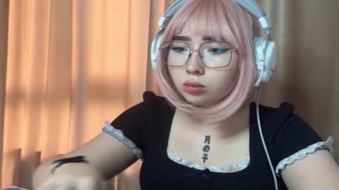 mira_light_ online show from September 29, 1:11 am