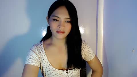 Mira Bella online show from December 6, 3:00 pm