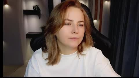 Snapshot of mira_mermayd chatting on September 17, 10:02 am Mira online show from September 17, 10:02 am