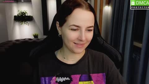 Snapshot of mira_mermayd chatting on February 25, 5:19 am Mira online show from February 25, 5:19 am