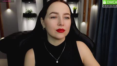 Snapshot of mira_mermayd chatting on February 2, 1:23 am Mira online show from February 2, 1:23 am