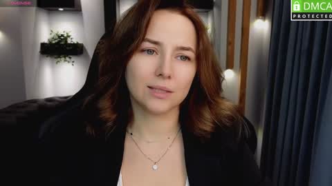 Snapshot of mira_mermayd chatting on February 5, 8:21 am Mira online show from February 5, 8:21 am