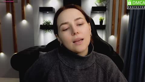 Snapshot of mira_mermayd chatting on February 7, 8:01 am Mira online show from February 7, 8:01 am