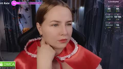 Snapshot of mira_mermayd chatting on October 31, 8:18 am Mira online show from October 31, 8:18 am