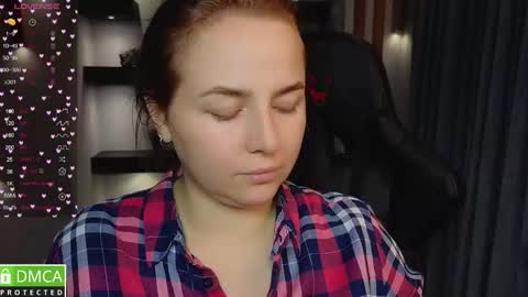 Snapshot of mira_mermayd chatting on September 18, 10:14 am Mira online show from September 18, 10:14 am