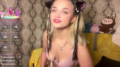 mirabella333 online show from November 5, 11:54 pm