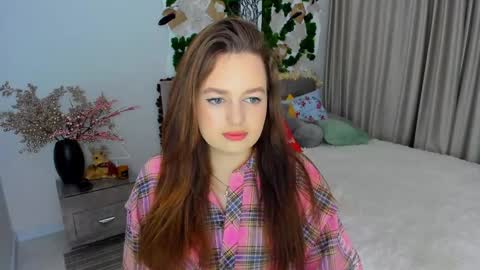 Emma online show from December 22, 11:44 am