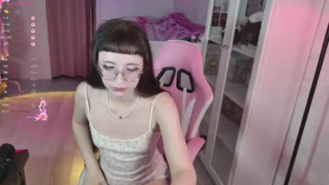 Mira online show from October 24, 2:57 pm