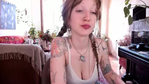Snapshot of miranda2_0 chatting on January 6, 10:57 am miranda2_0 online show from January 6, 10:57 am