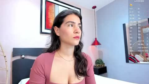    online show from June 1, 12:18 pm