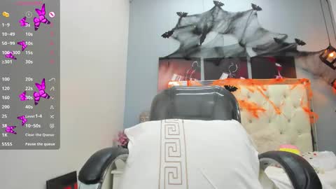 Snapshot of miranda_vegaa chatting on October 15, 11:40 pm Miranda Vegaa online show from October 15, 11:40 pm