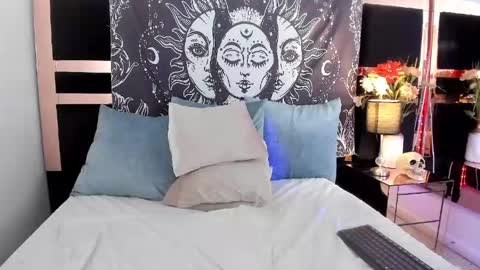 Miranda  online show from May 31, 6:03 pm